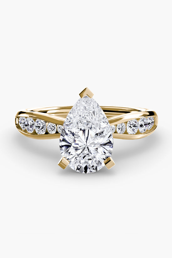 Solitaire with Pavé 3