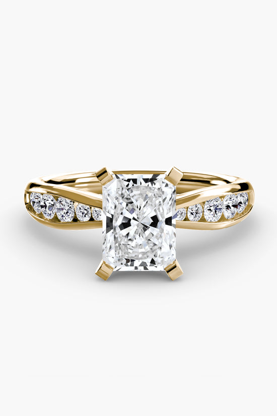 Solitaire with Pavé 3