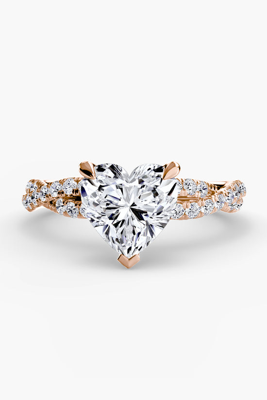 The Twisted Pavé Solitaire